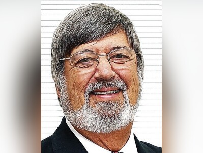 Smith Will Not Seek Reelection