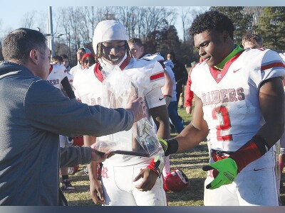 Raiders Take Region 1A Grid Title